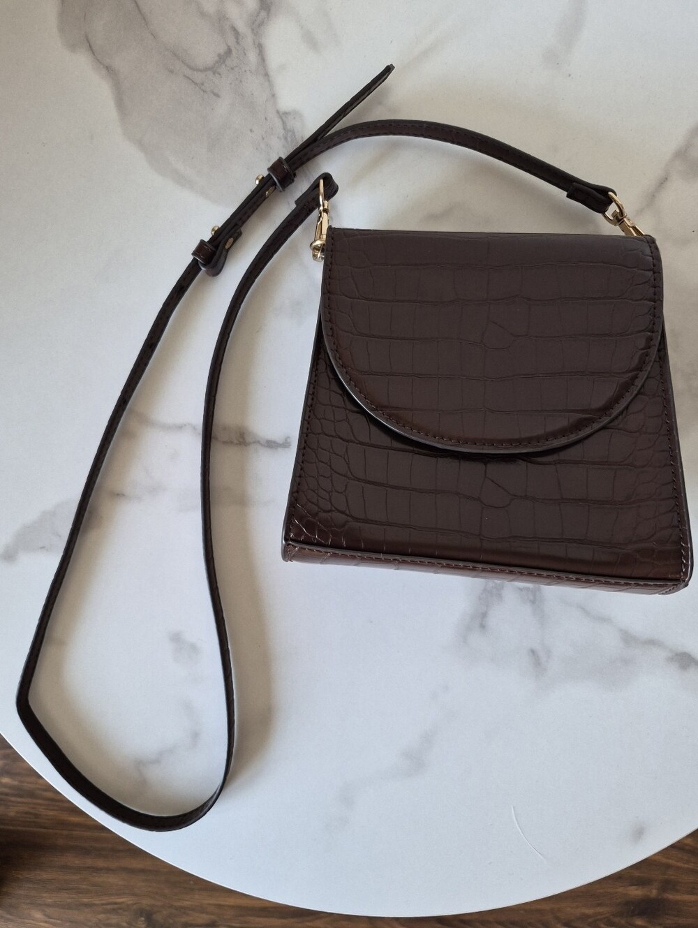 MANGO Mini Croc-Embossed Crossbody Purse – Chocolate Brown - Picture 3 of 12